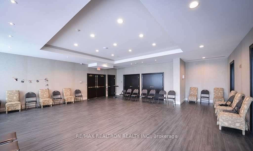 Photo 16 of Unit 609, 88 Promenade Circle, Vaughan, Brownridge — HOMEH