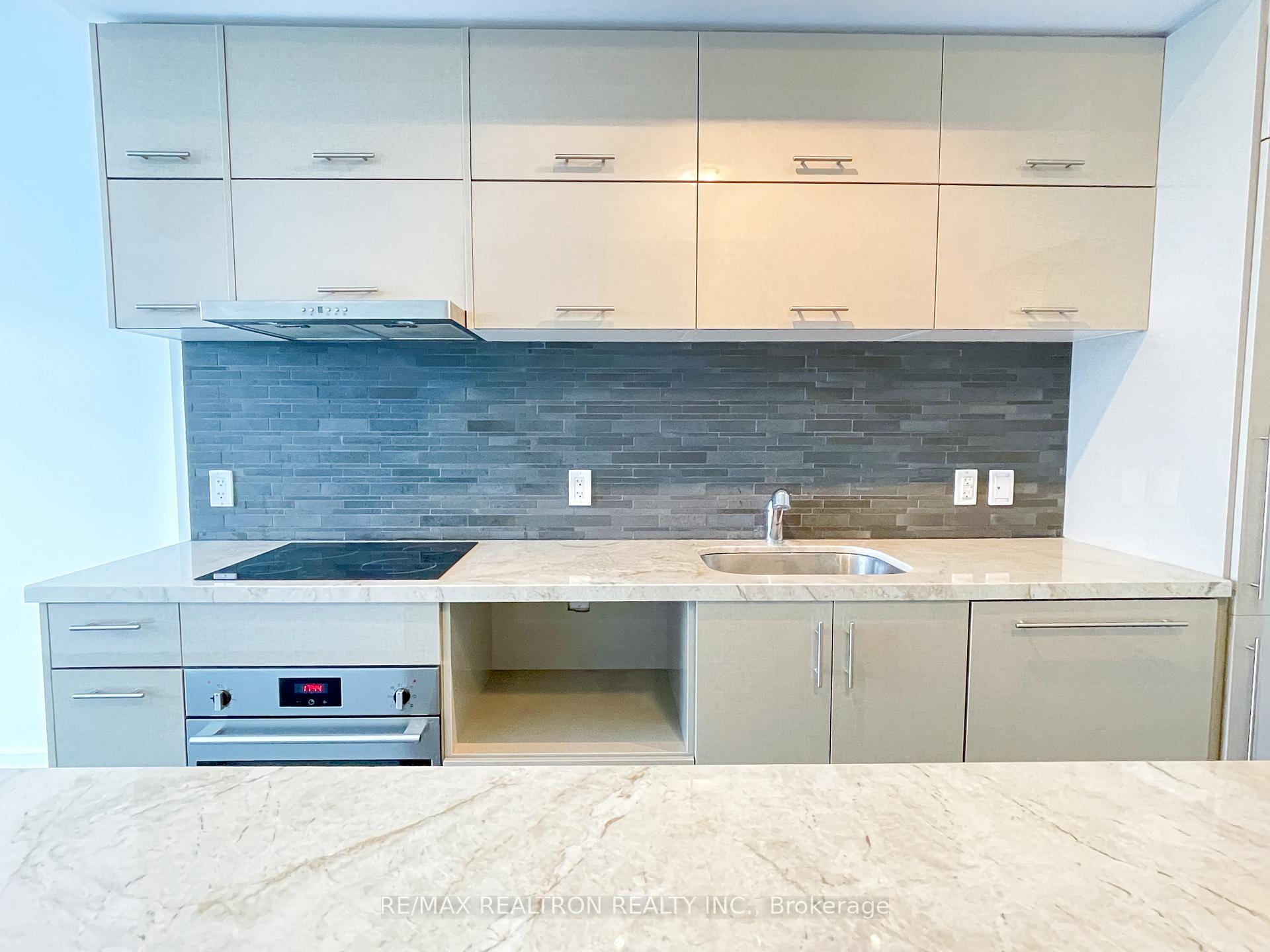 Photo 6 of Unit 1509, 8081 Birchmount Road, Markham, Unionville — HOMEH