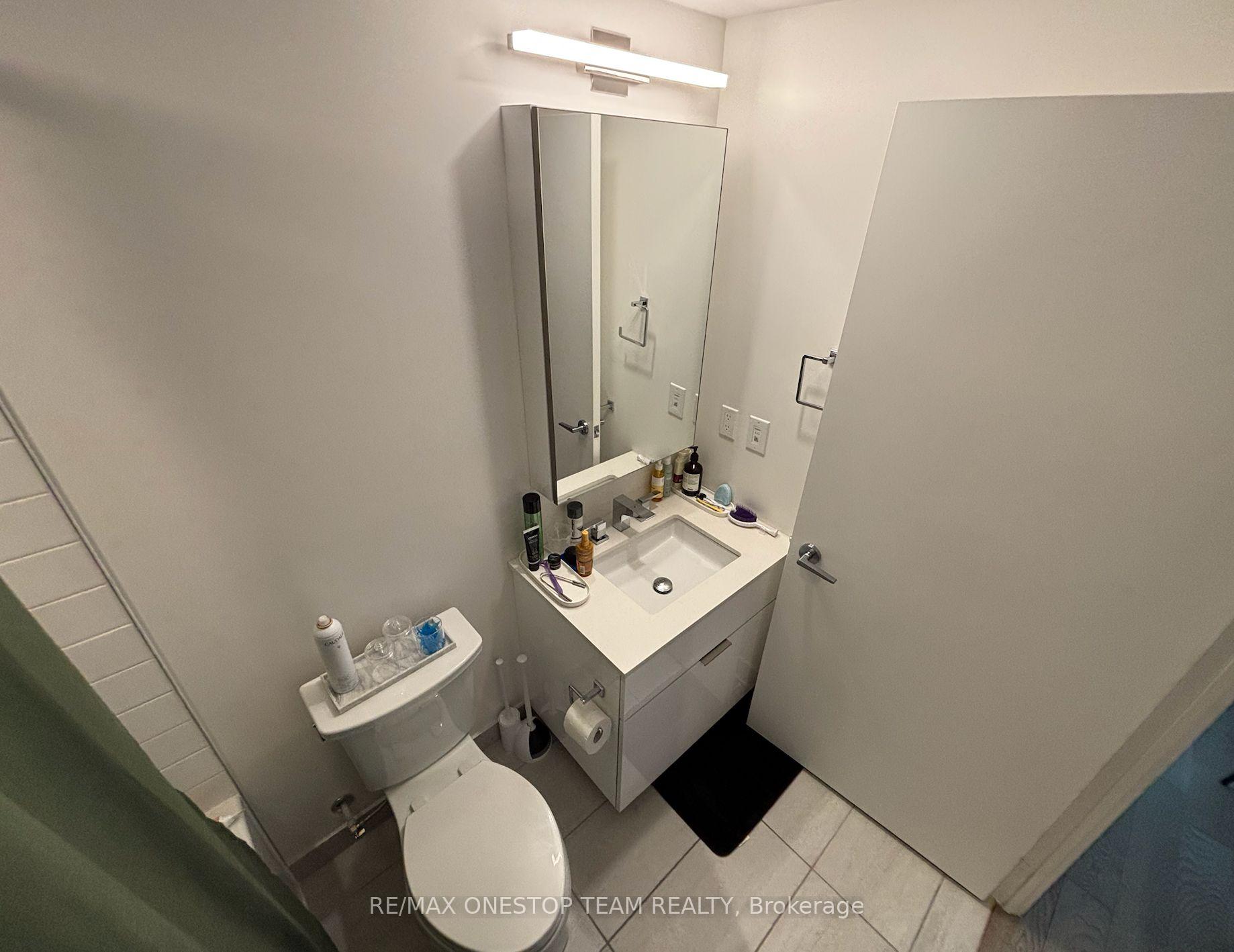 Photo 10 of Unit 1312, 25 Richmond Street E, Toronto, Church-Yonge Corridor — HOMEH