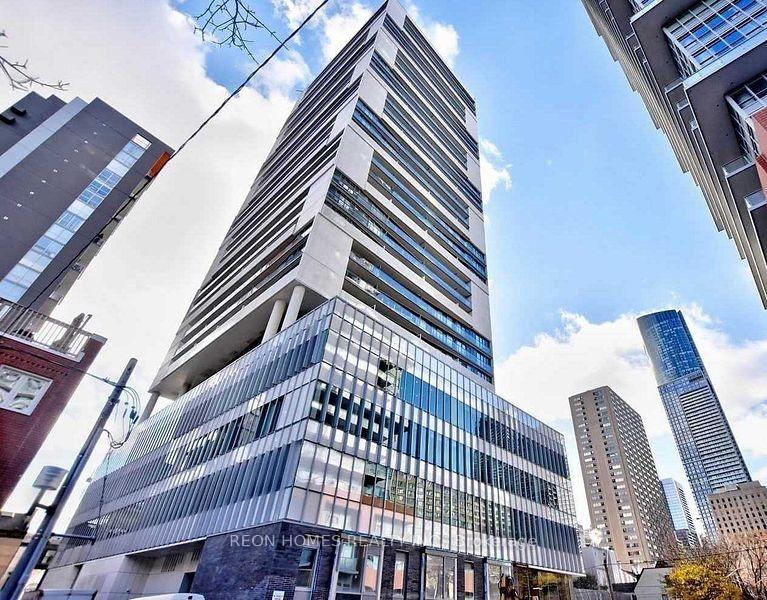 Front of Unit 2102, 89 Mcgill Street