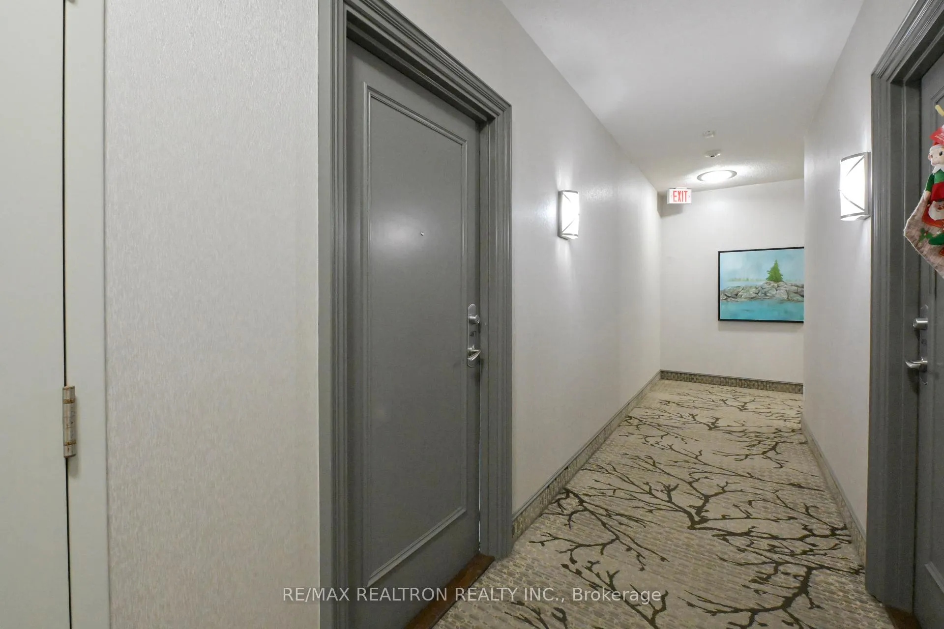 Photo 4 of Unit 407, 451 Rosewell Avenue, Toronto, Lawrence Park South — HOMEH
