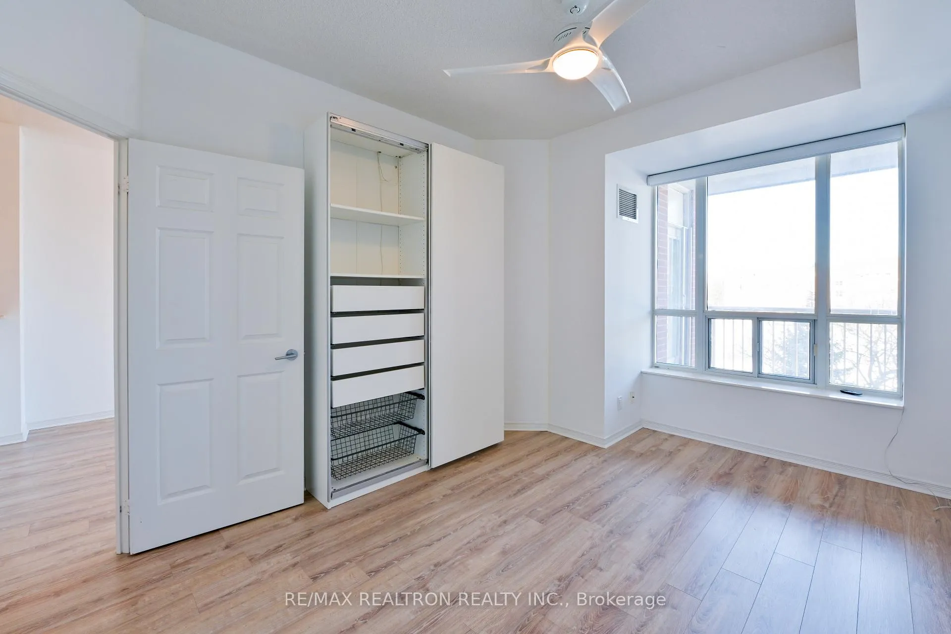 Photo 25 of Unit 407, 451 Rosewell Avenue, Toronto, Lawrence Park South — HOMEH