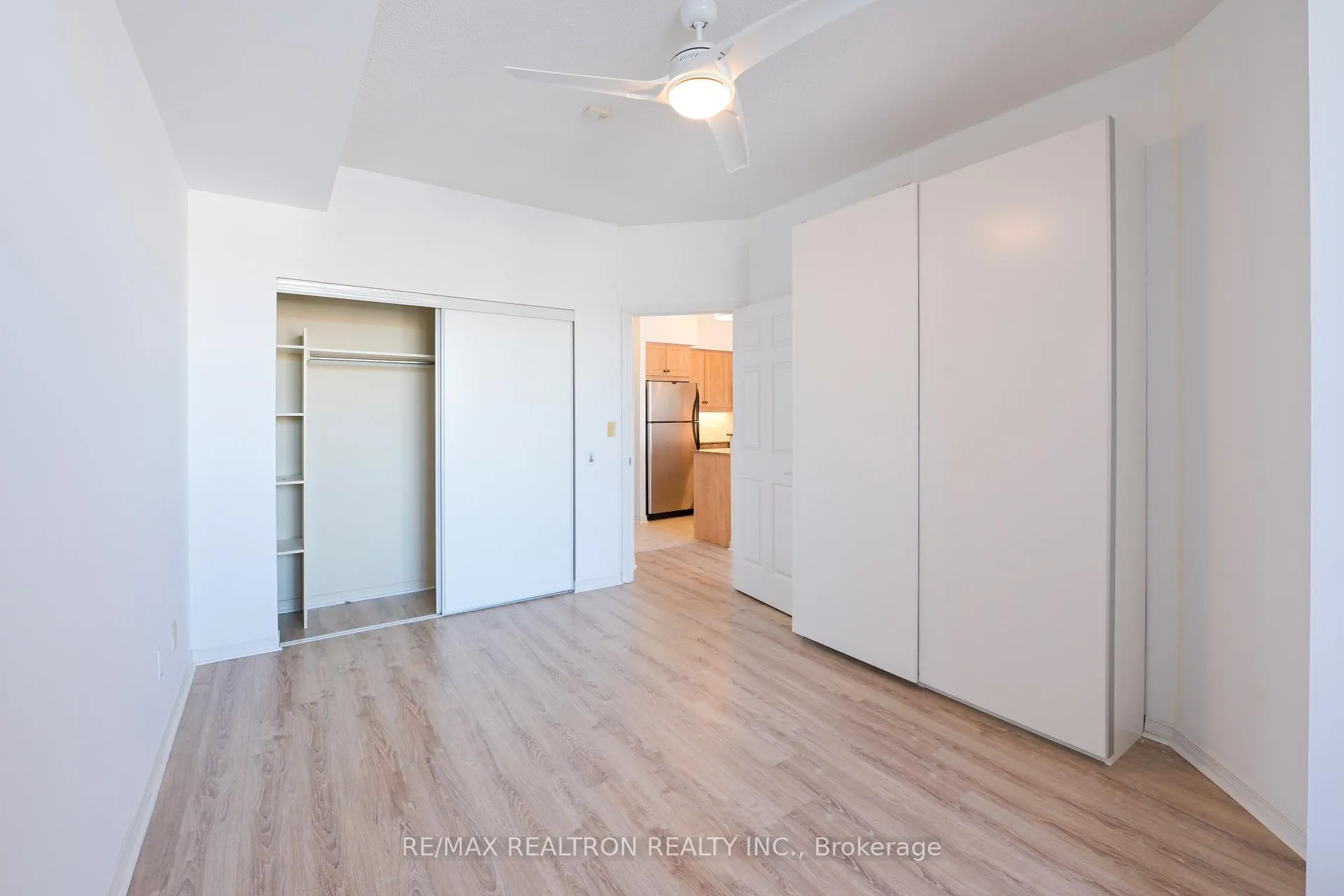 Photo 26 of Unit 407, 451 Rosewell Avenue, Toronto, Lawrence Park South — HOMEH