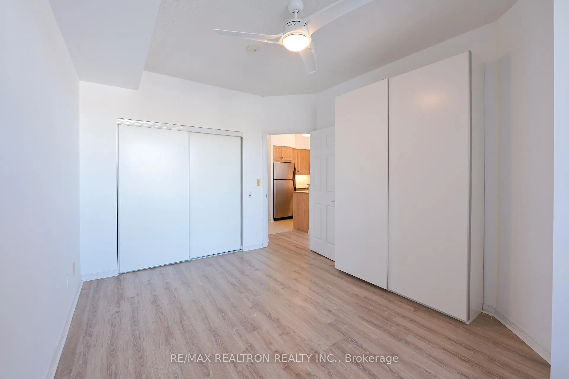 Photo 27 of Unit 407, 451 Rosewell Avenue, Toronto, Lawrence Park South — HOMEH