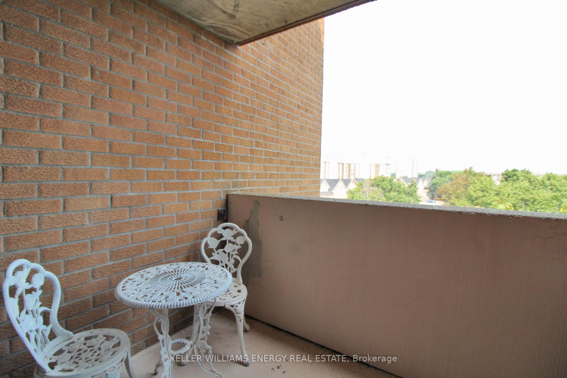Photo 12 of Unit 504, 1530 Pickering Parkway, Pickering, Town Centre — HOMEH
