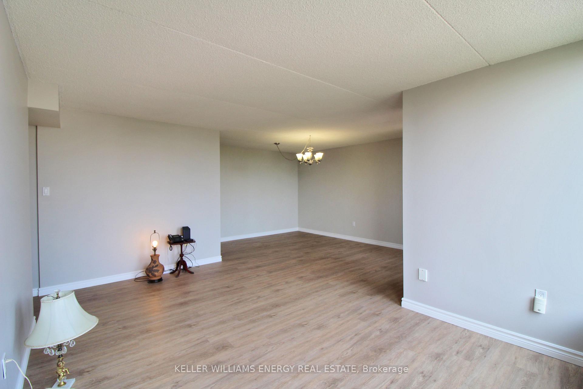 Photo 13 of Unit 504, 1530 Pickering Parkway, Pickering, Town Centre — HOMEH
