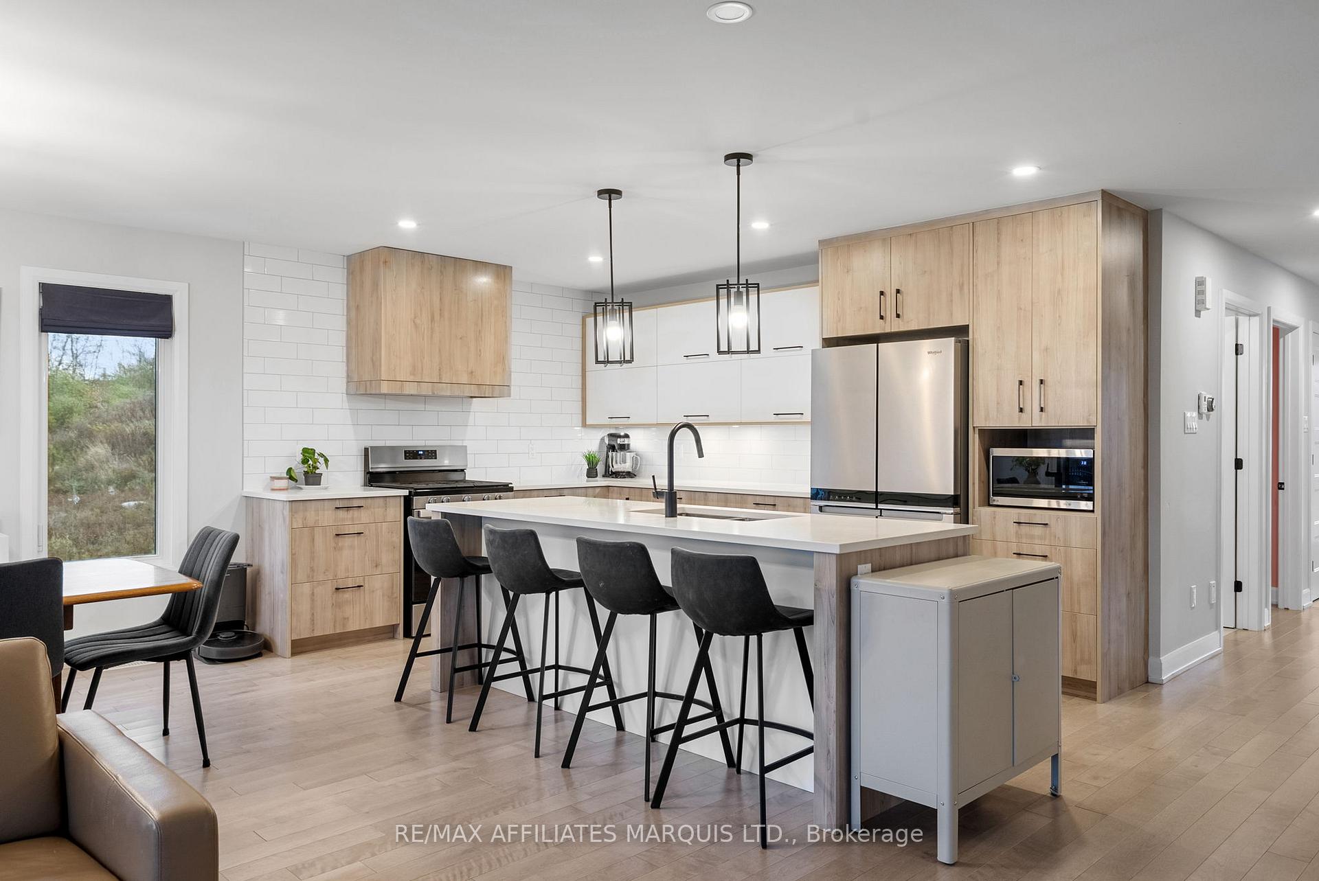 Photo 8 of 2341 Crewson Court, Cornwall — HOMEH