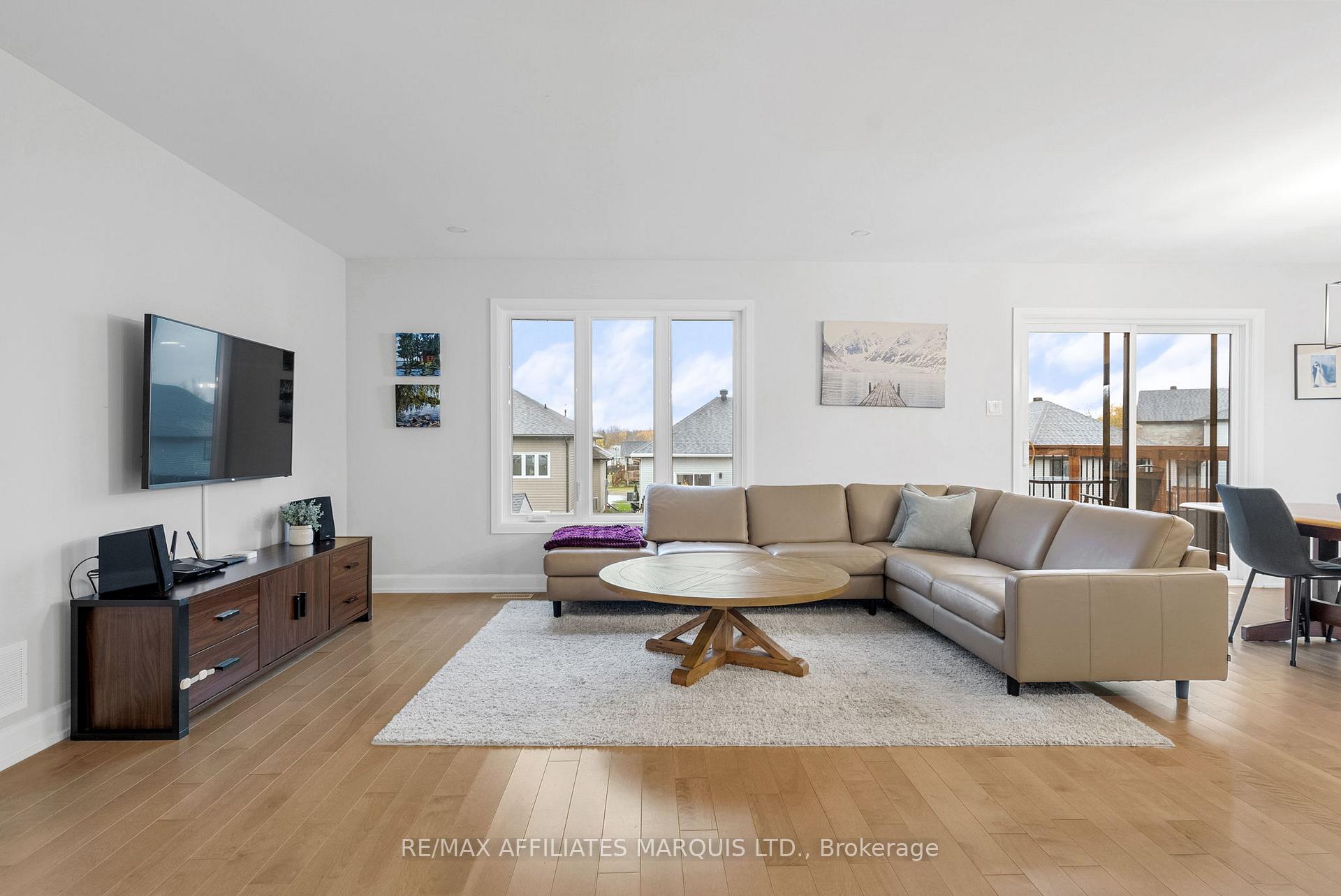 Photo 15 of 2341 Crewson Court, Cornwall — HOMEH