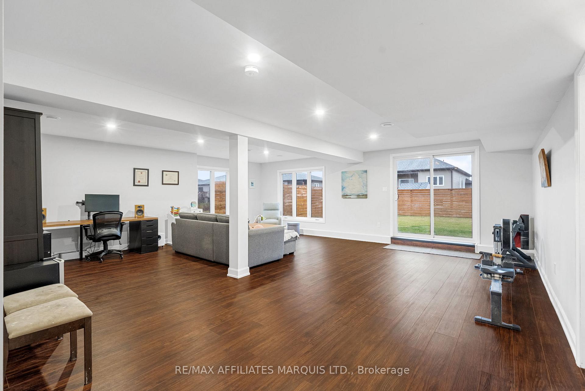 Photo 29 of 2341 Crewson Court, Cornwall — HOMEH
