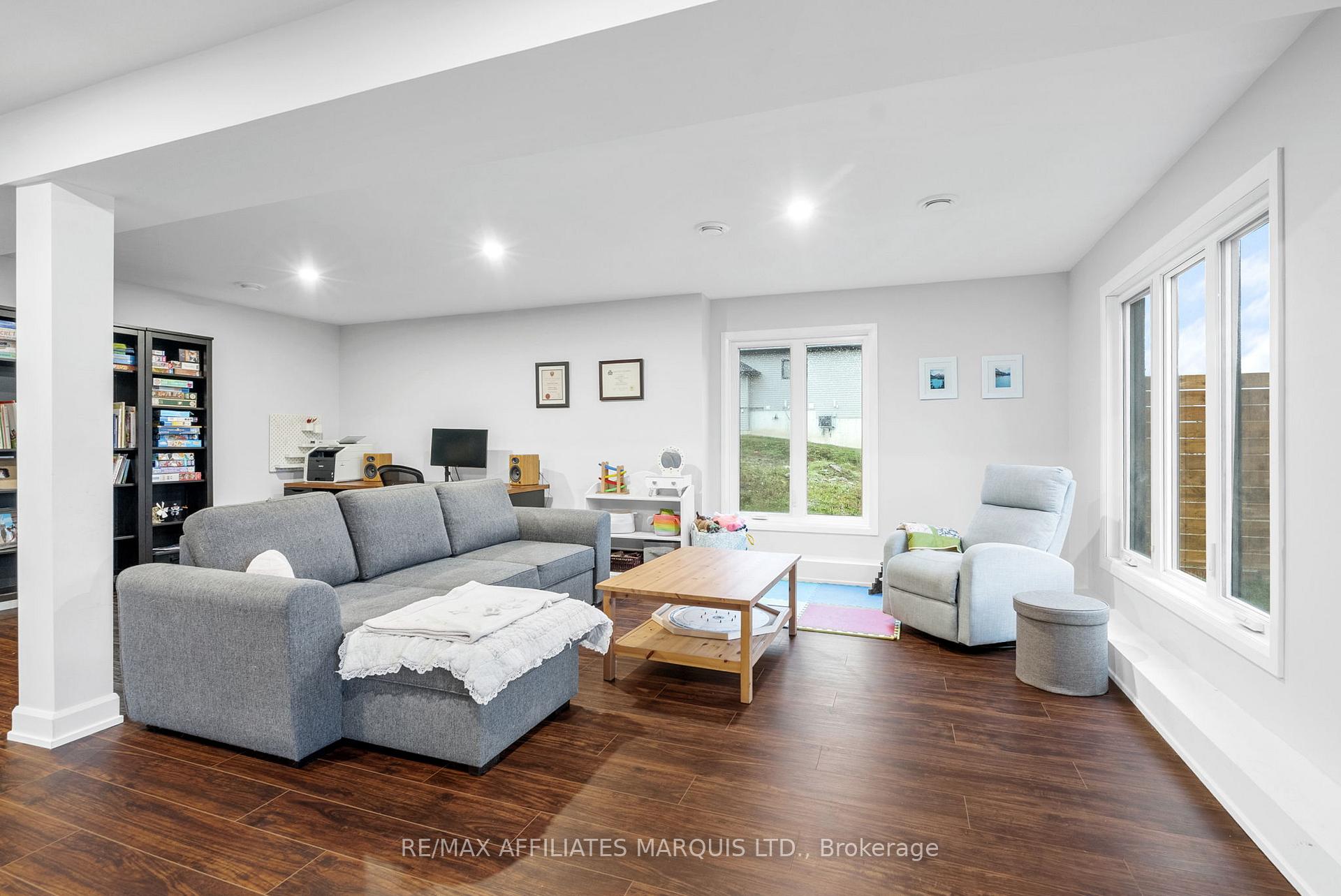 Photo 31 of 2341 Crewson Court, Cornwall — HOMEH