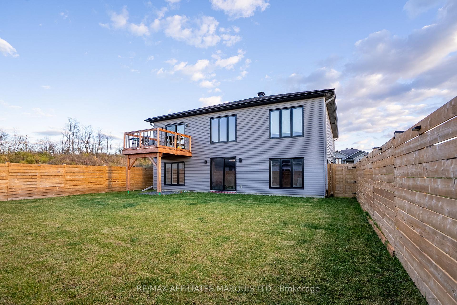 Photo 39 of 2341 Crewson Court, Cornwall — HOMEH