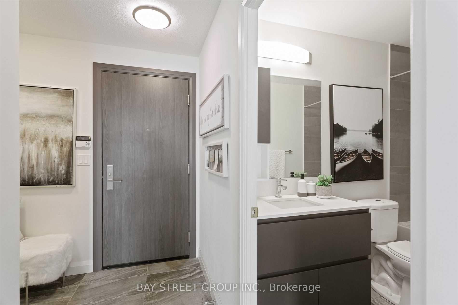 Photo 7 of Unit 727, 25 Water Walk Drive, Markham, Unionville — HOMEH