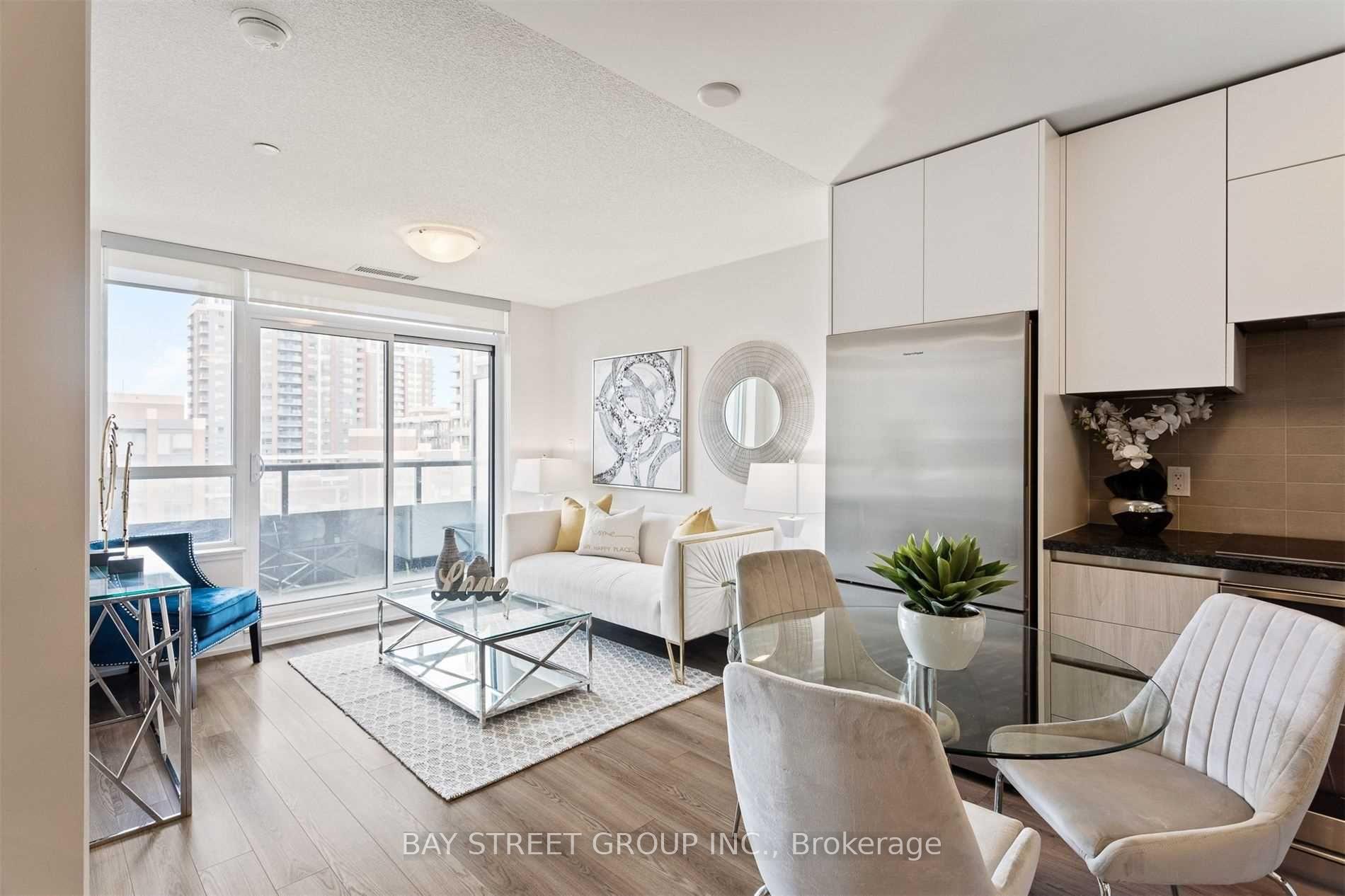 Photo 21 of Unit 727, 25 Water Walk Drive, Markham, Unionville — HOMEH
