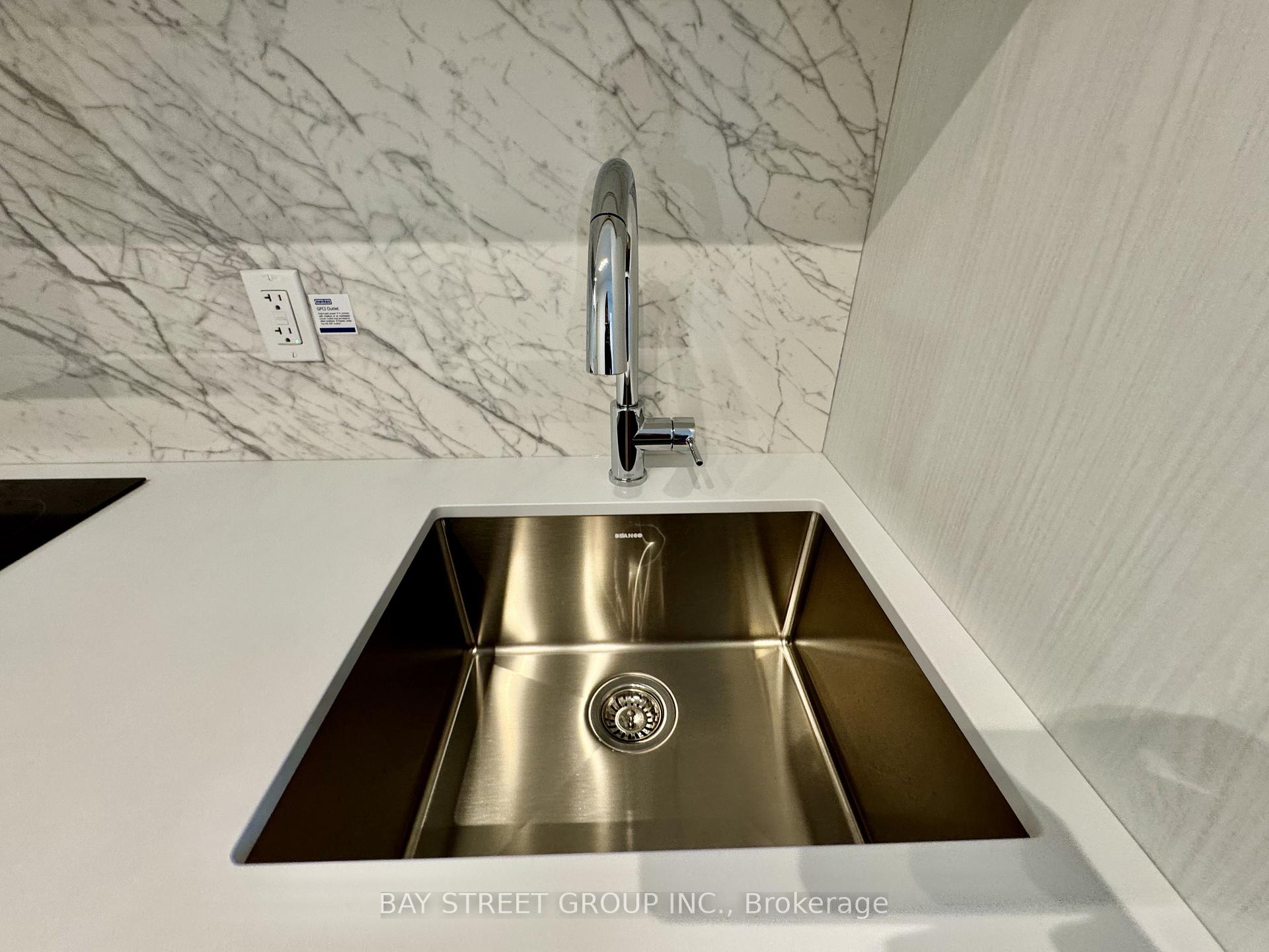 Photo 20 of Unit 1007, 8 Interchange Way, Vaughan, Vaughan Corporate Centre — HOMEH