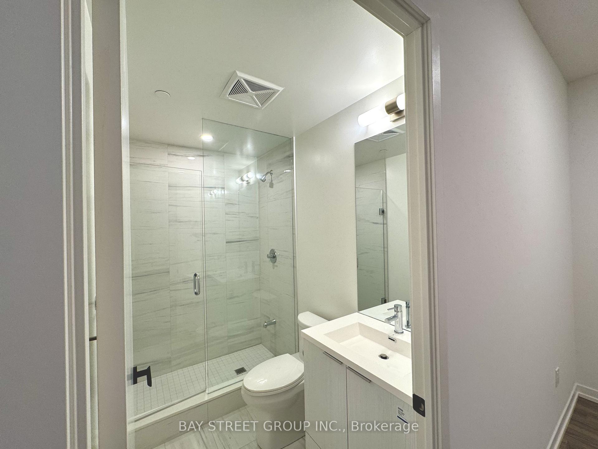 Photo 29 of Unit 1007, 8 Interchange Way, Vaughan, Vaughan Corporate Centre — HOMEH