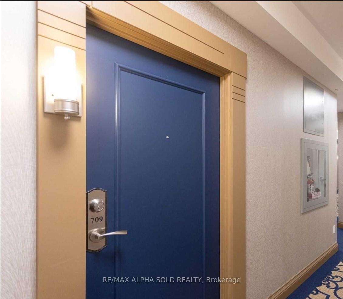 Photo 2 of Unit 709, 38 Cedarland Drive, Markham, Unionville — HOMEH