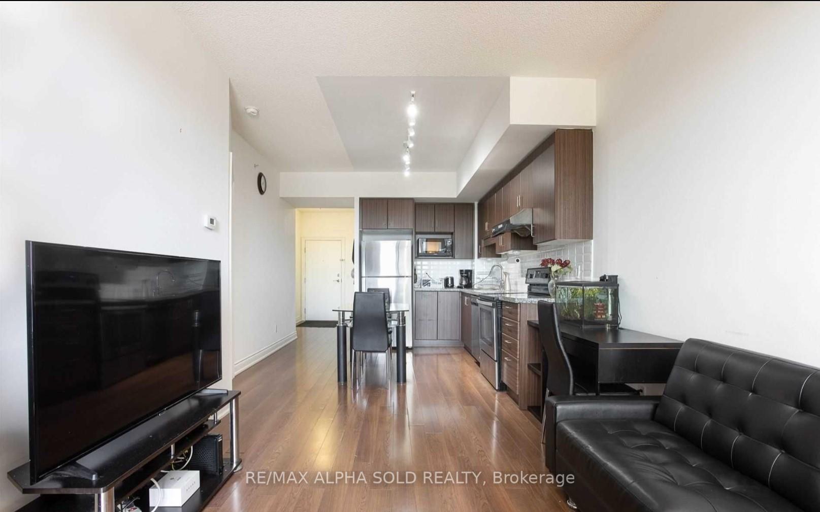Photo 6 of Unit 709, 38 Cedarland Drive, Markham, Unionville — HOMEH