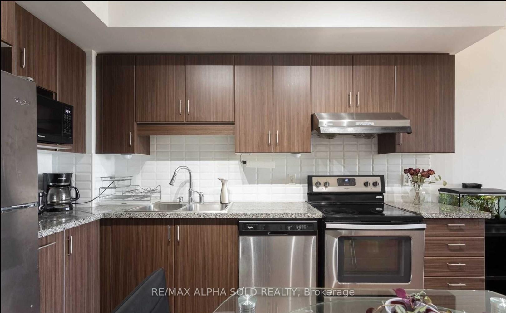 Photo 7 of Unit 709, 38 Cedarland Drive, Markham, Unionville — HOMEH