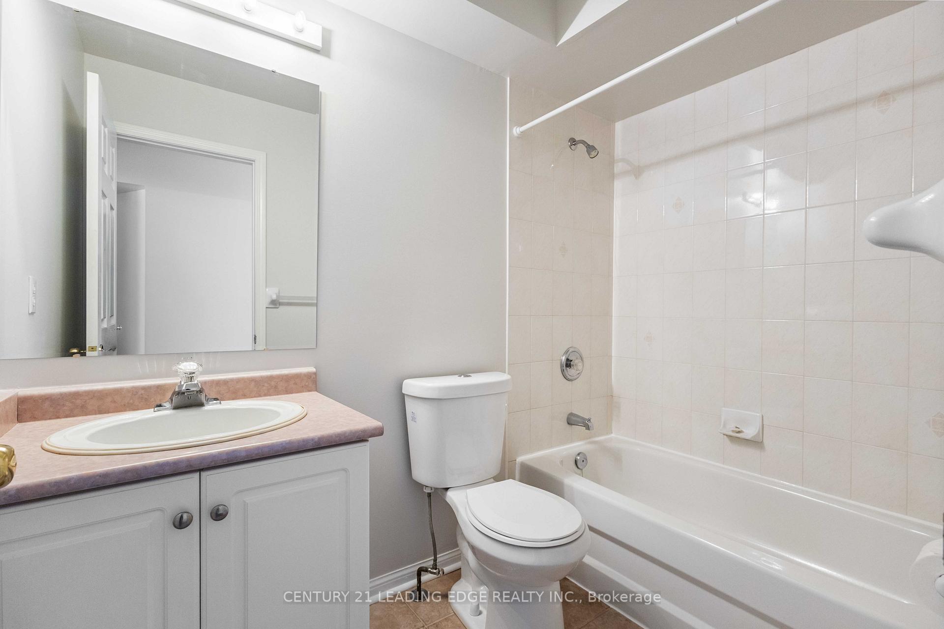 Photo 16 of Unit 8, 6 St Moritz Way N, Markham, Unionville — HOMEH