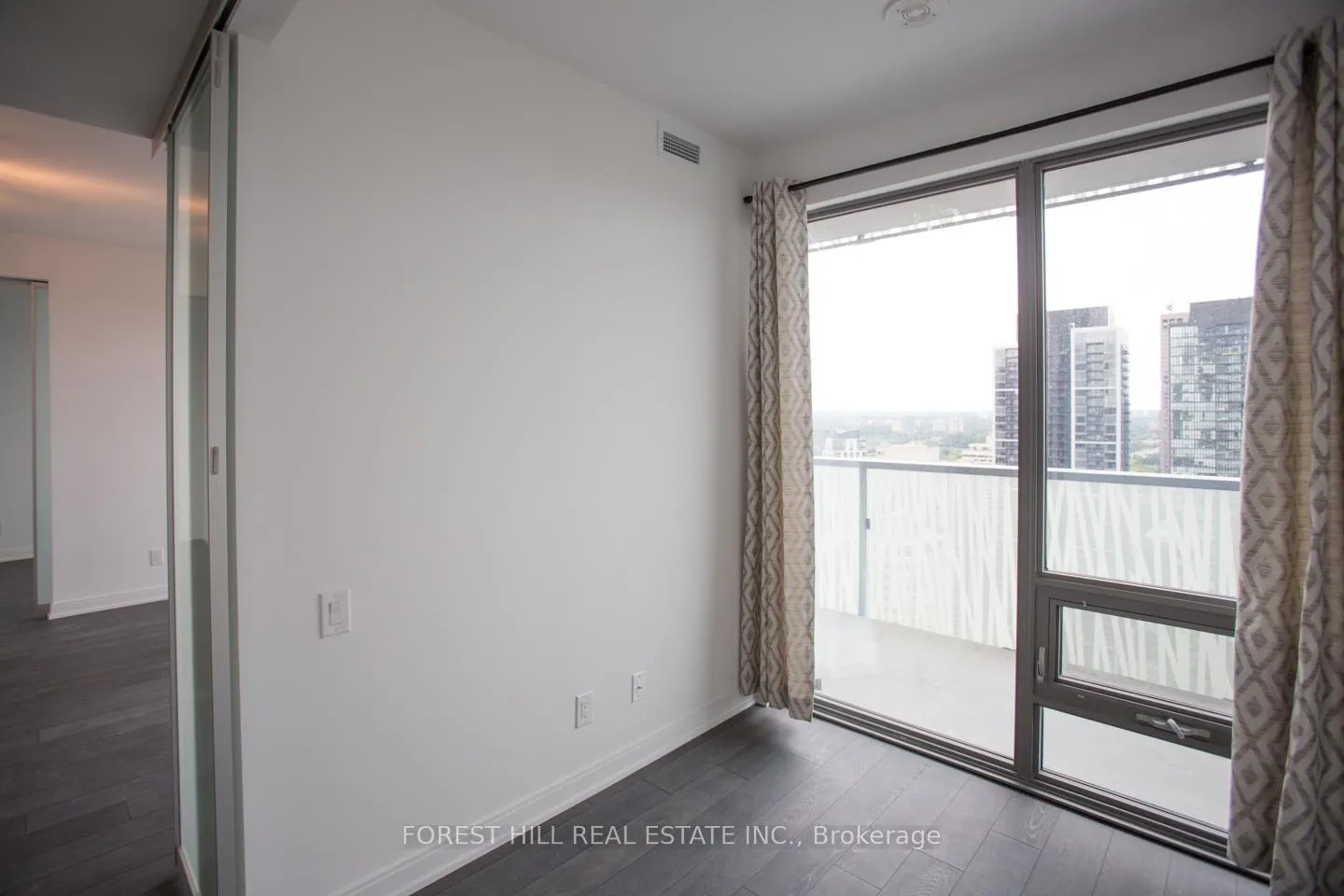 Photo 9 of Unit 3301, 50 Charles Street E, Toronto, Church-Yonge Corridor — HOMEH