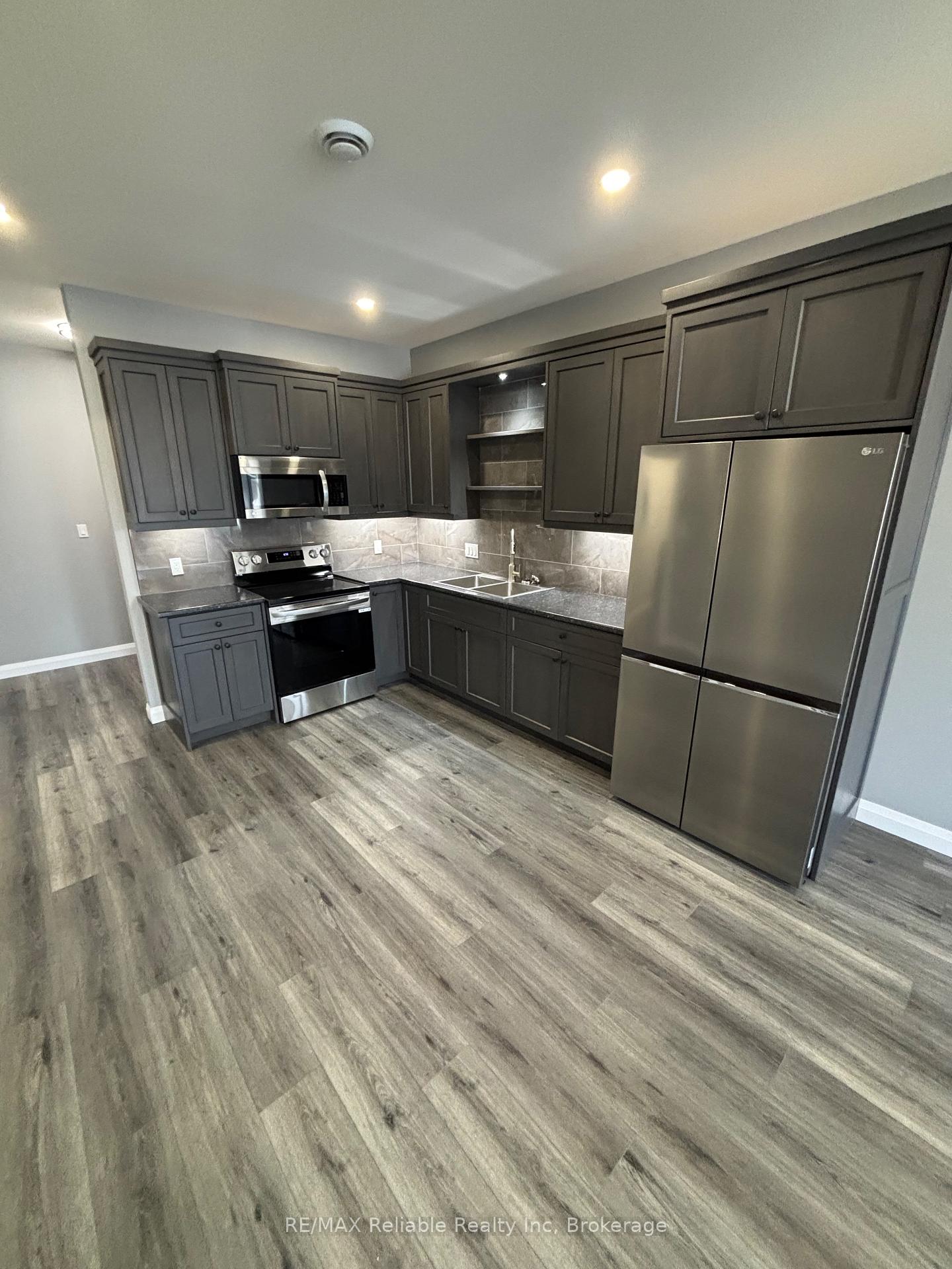 Photo 17 of Unit 203, 69 Albert Street, Central Huron, Clinton — HOMEH