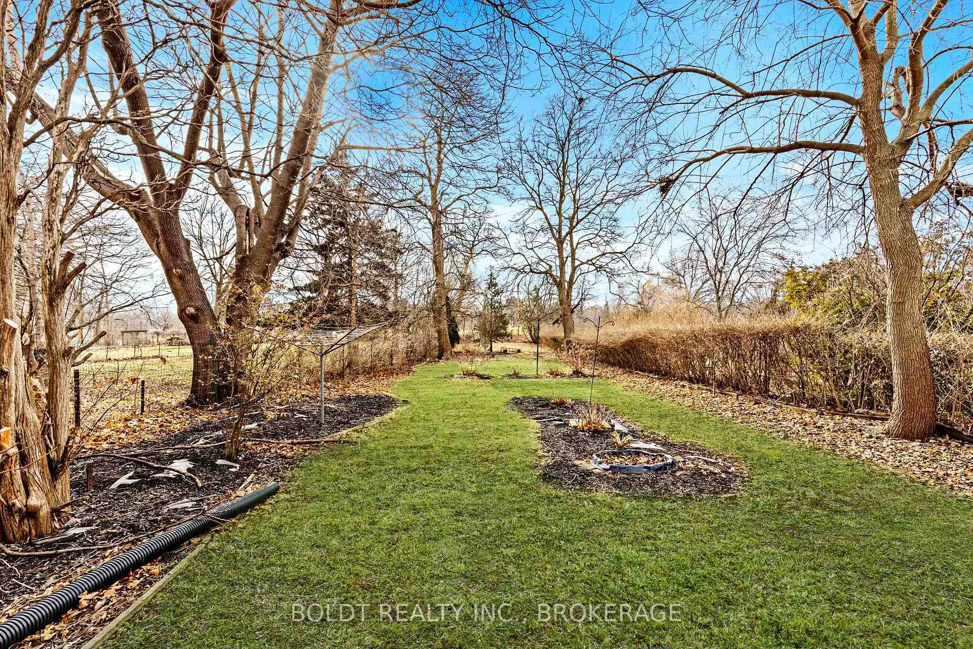 Photo 35 of 322 Queenston Street, St. Catharines, Oakdale — HOMEH