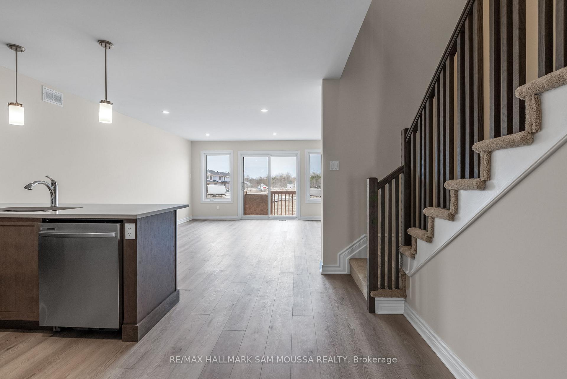 Photo 3 of 68 O'Donovan Drive, Carleton Place — HOMEH