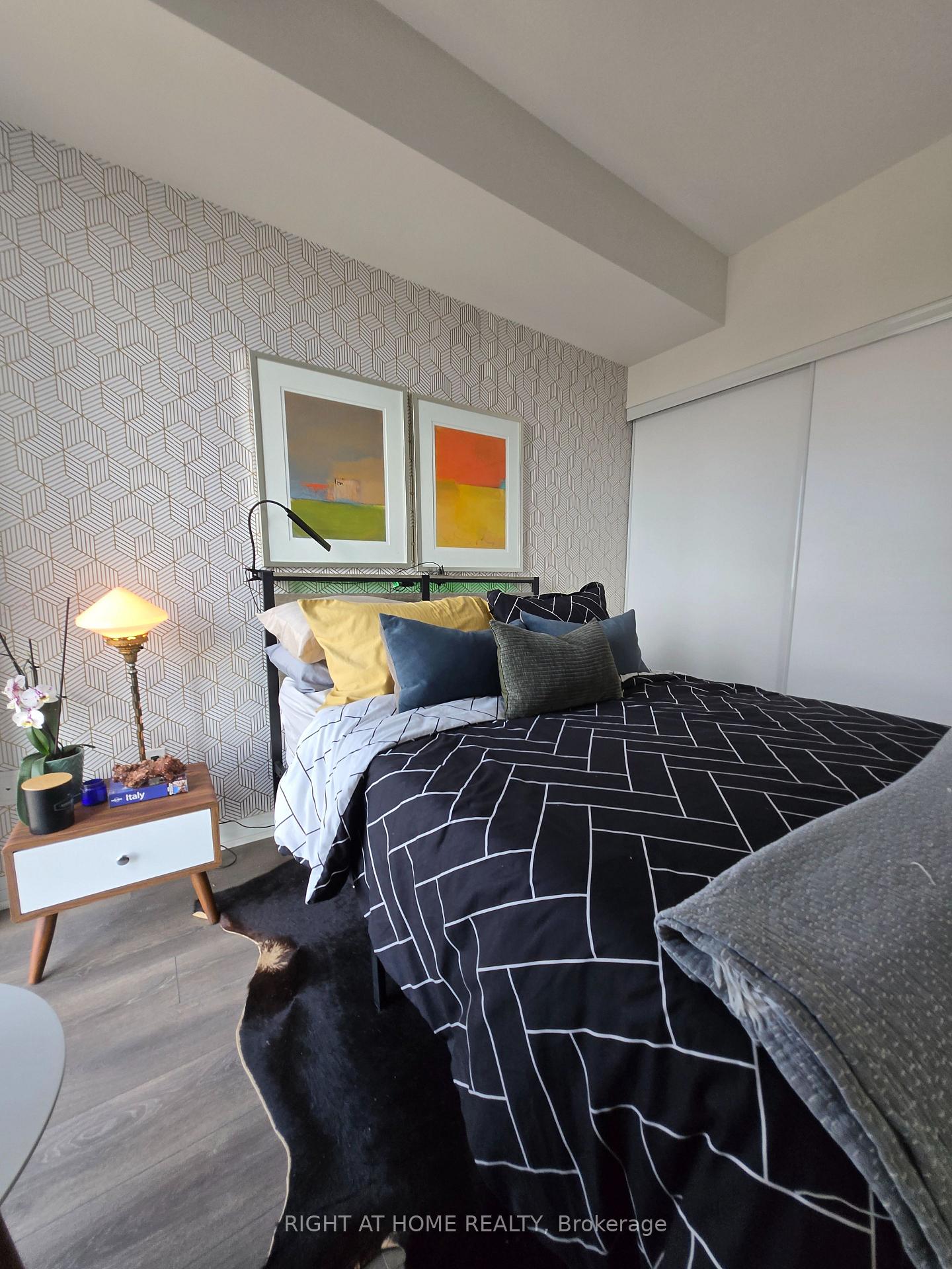 Photo 3 of Unit 715, 2301 Danforth Avenue E, Toronto, East End-Danforth — HOMEH