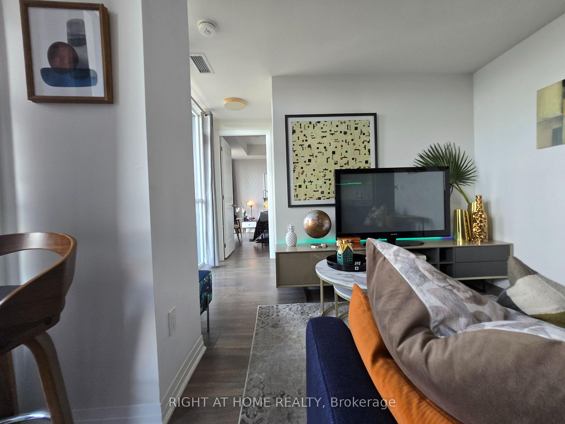 Photo 12 of Unit 715, 2301 Danforth Avenue E, Toronto, East End-Danforth — HOMEH