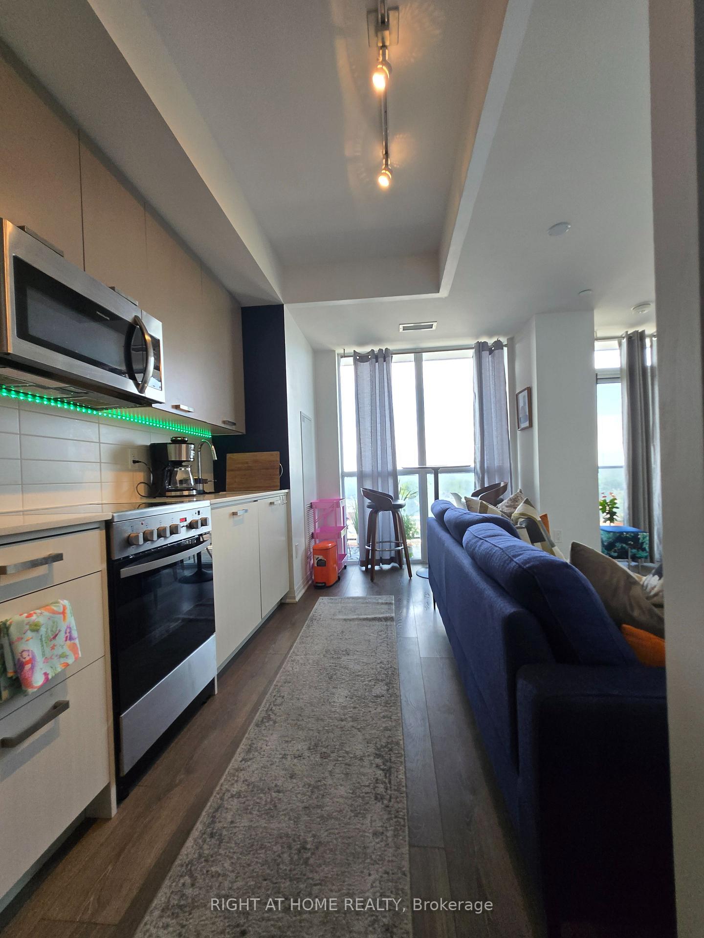 Photo 14 of Unit 715, 2301 Danforth Avenue E, Toronto, East End-Danforth — HOMEH