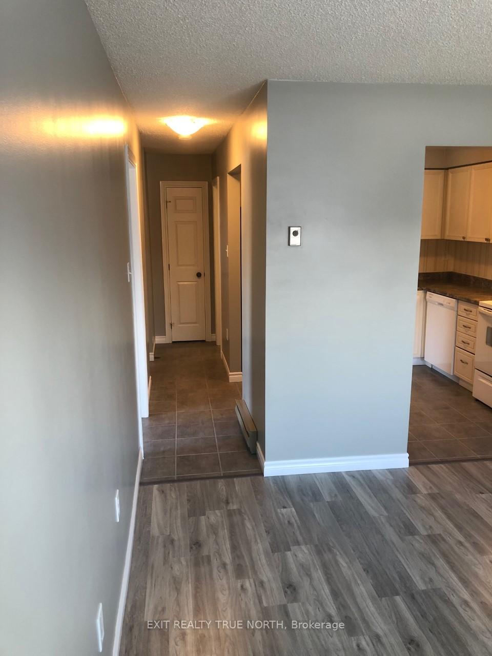 Photo 6 of Unit 1, 30 Loggers Run, Barrie, Ardagh — HOMEH