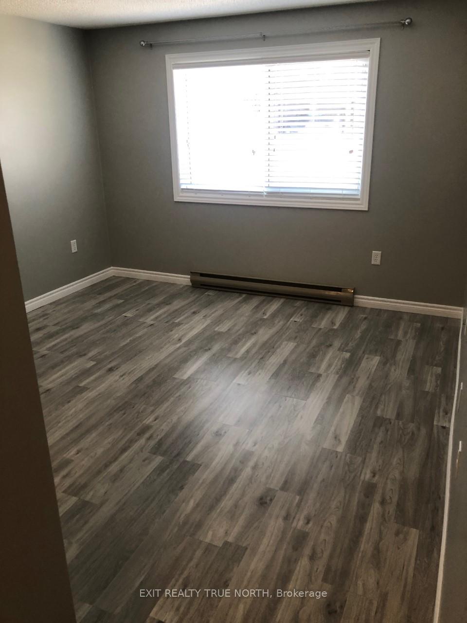 Photo 8 of Unit 1, 30 Loggers Run, Barrie, Ardagh — HOMEH