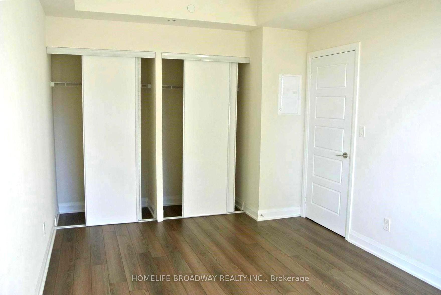 Photo 5 of Unit 308, 15 Water Walk Drive, Markham, Unionville — HOMEH