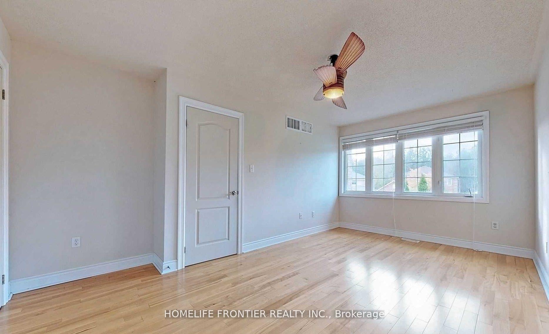 Photo 7 of 82 Grace Crescent, Barrie, Painswick South — HOMEH