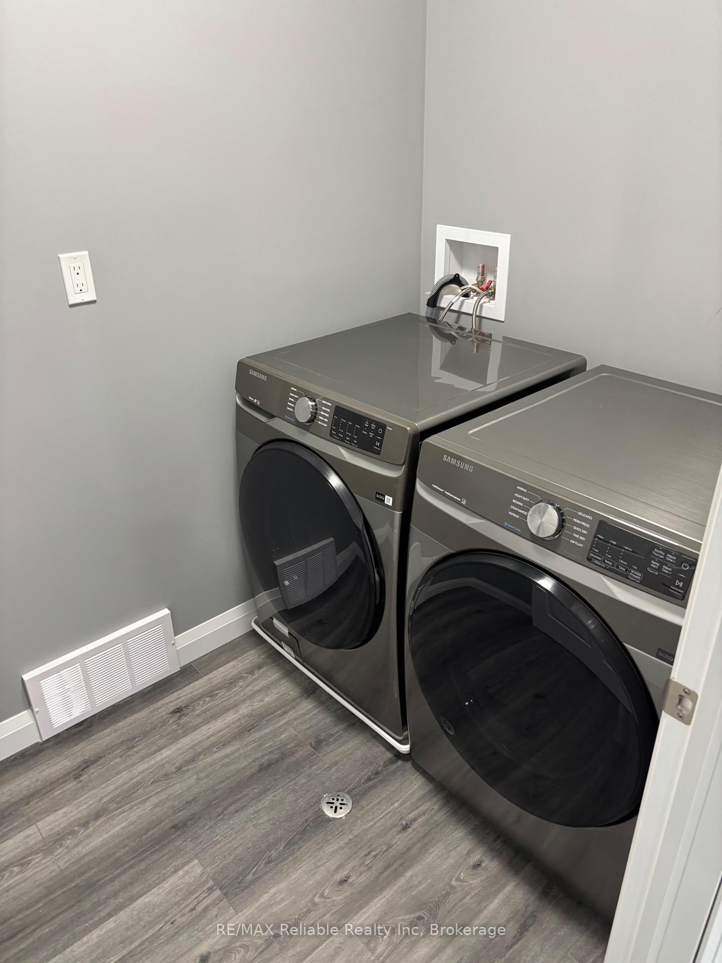 Photo 4 of Unit 206, 69 Albert Street, Central Huron, Clinton — HOMEH