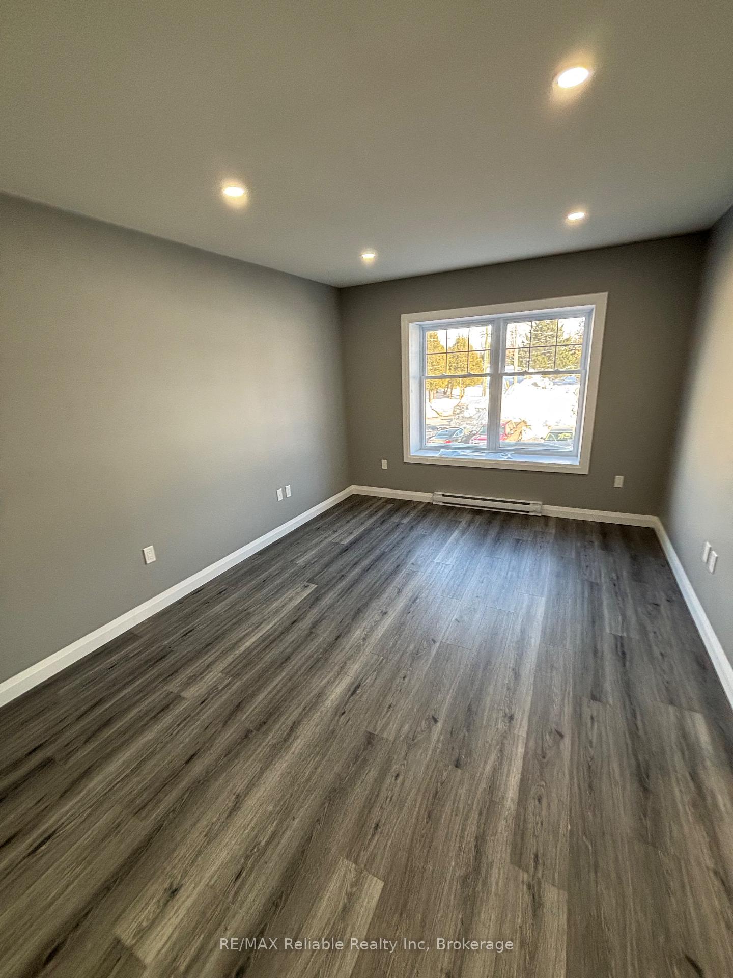 Photo 7 of Unit 206, 69 Albert Street, Central Huron, Clinton — HOMEH