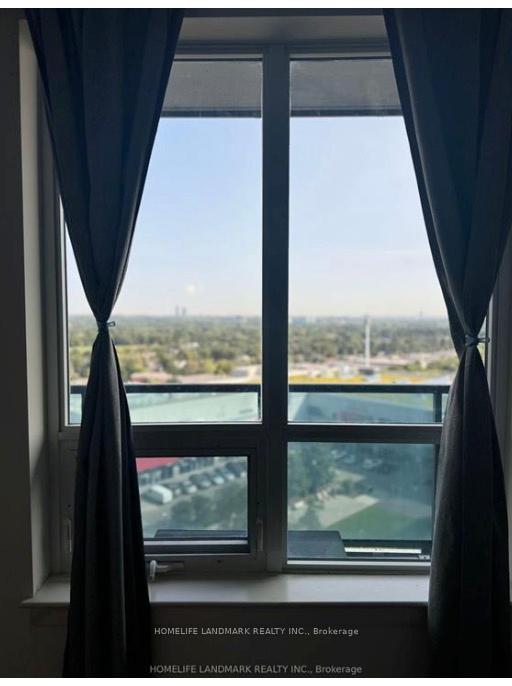Photo 8 of Unit 805, 7171 Yonge Street, Markham, Thornhill — HOMEH