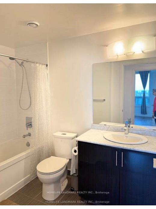 Photo 10 of Unit 805, 7171 Yonge Street, Markham, Thornhill — HOMEH