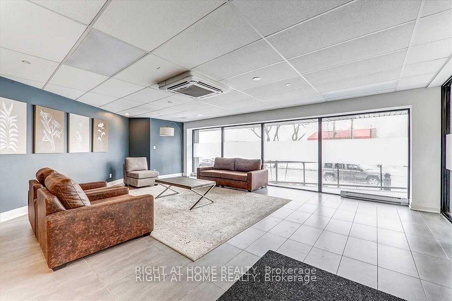 Front of Unit 202, 1 Falaise Road