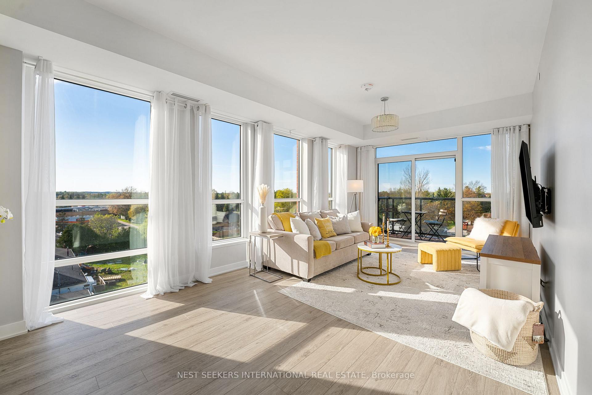 Photo 1 of Unit 424, 681 Yonge Street, Barrie, Painswick South — HOMEH
