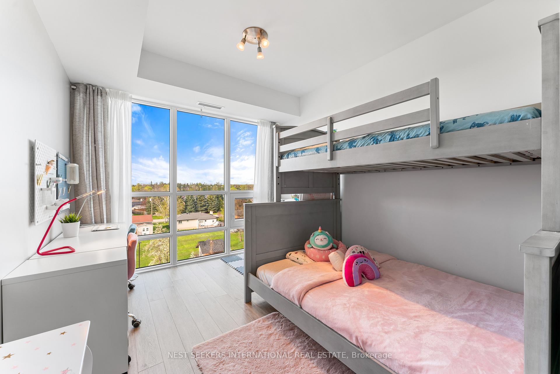 Photo 8 of Unit 424, 681 Yonge Street, Barrie, Painswick South — HOMEH