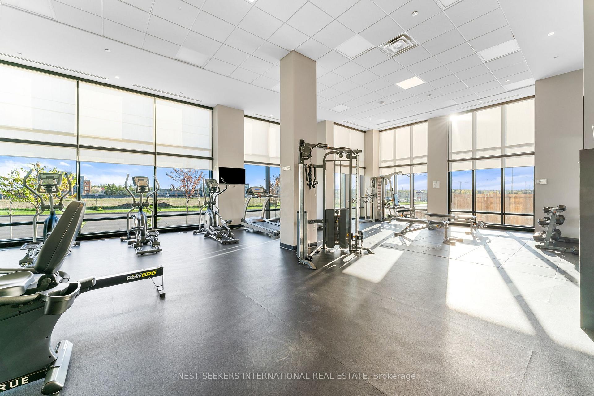 Photo 11 of Unit 424, 681 Yonge Street, Barrie, Painswick South — HOMEH