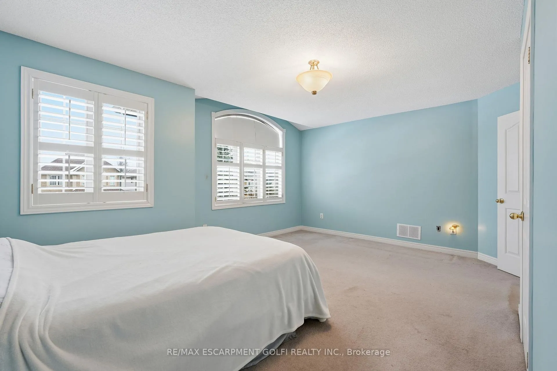 Photo 35 of 66 Suffolk Street, Hamilton, Meadowlands — HOMEH
