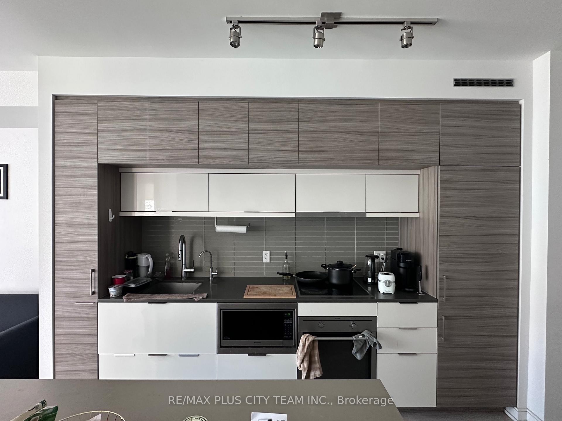 Photo 6 of Unit 2302, 88 Scott Street, Toronto, Church-Yonge Corridor — HOMEH