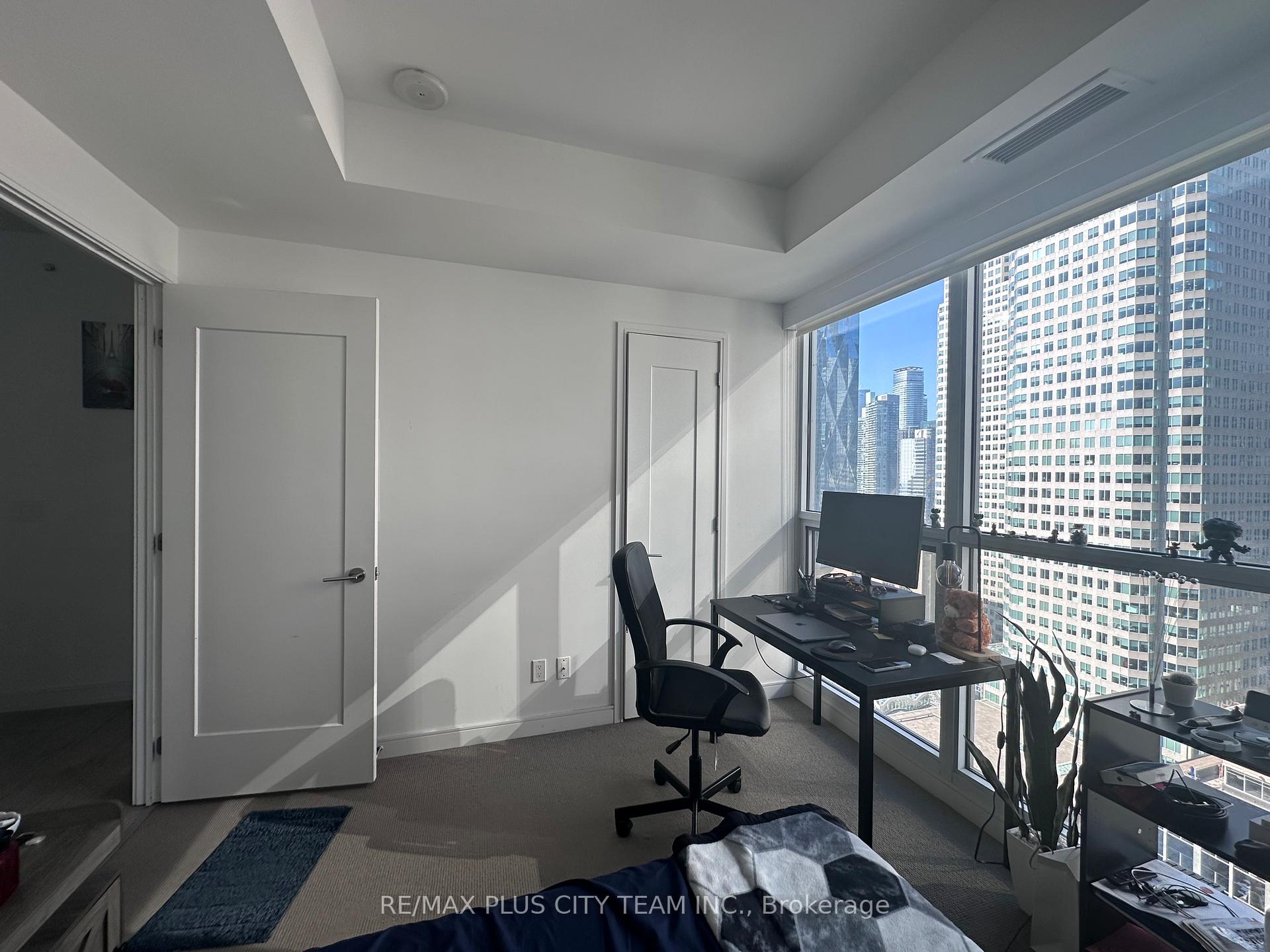 Photo 8 of Unit 2302, 88 Scott Street, Toronto, Church-Yonge Corridor — HOMEH