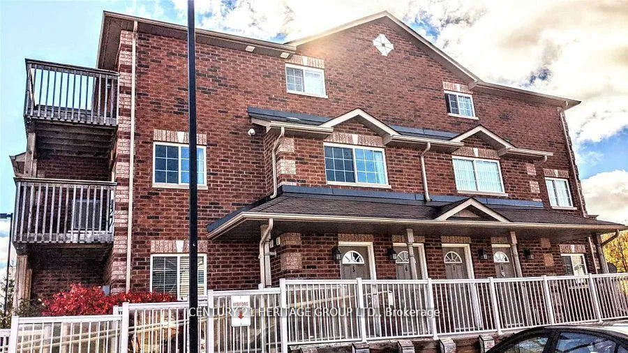 Front of Unit 5, 85 Goodwin Drive