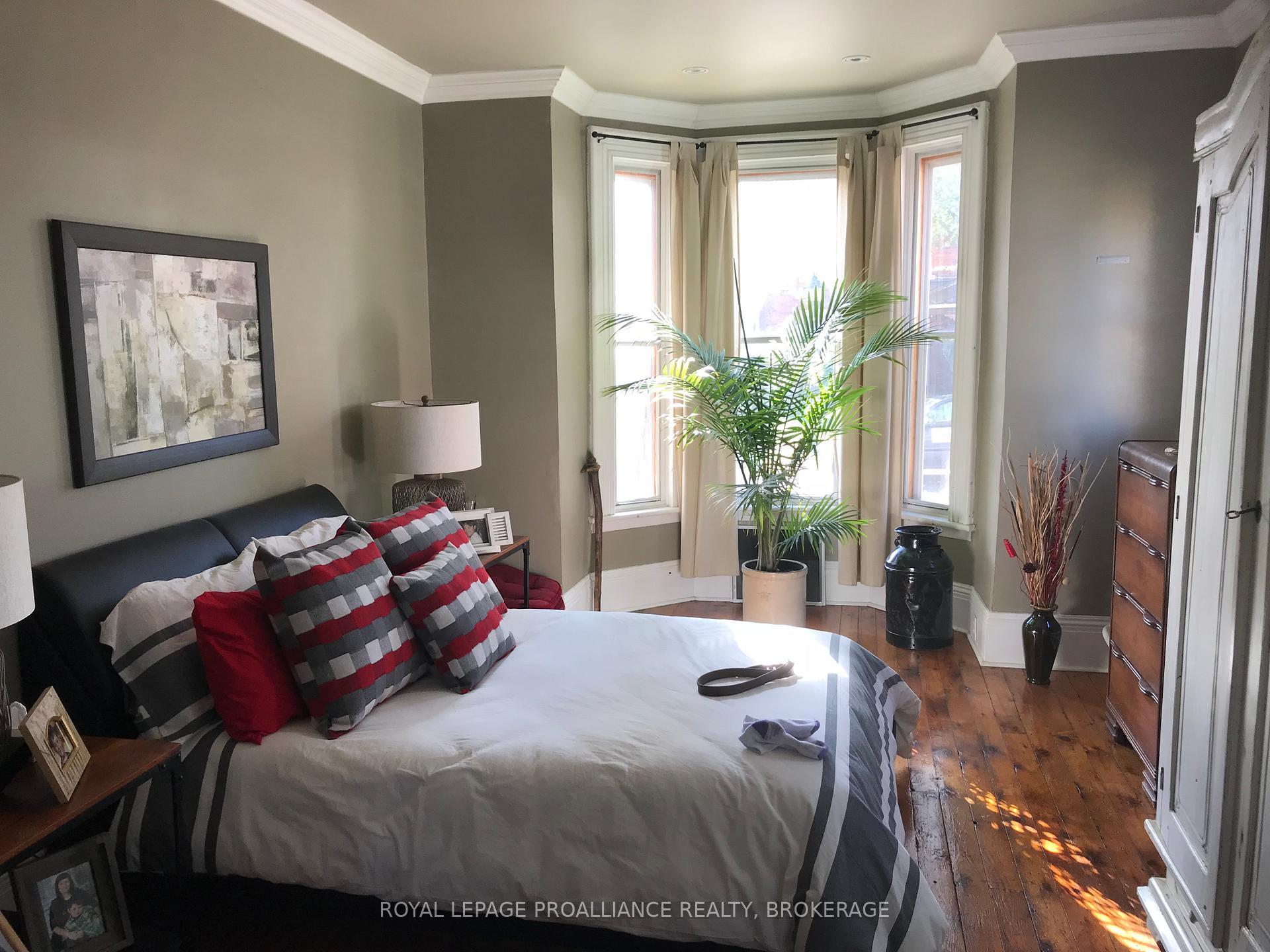 Photo 21 of 145 Main Street, Gananoque — HOMEH
