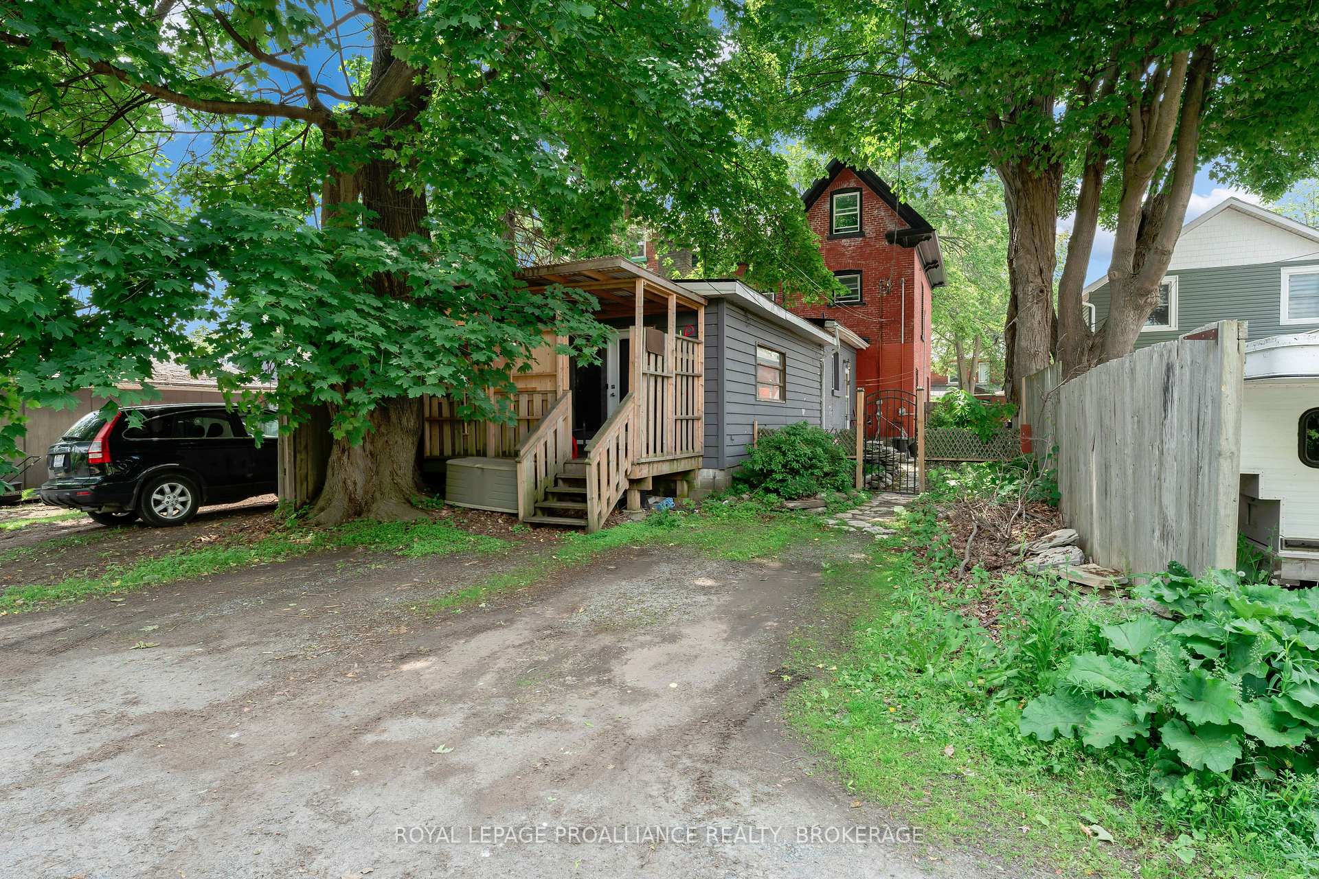 Photo 31 of 145 Main Street, Gananoque — HOMEH