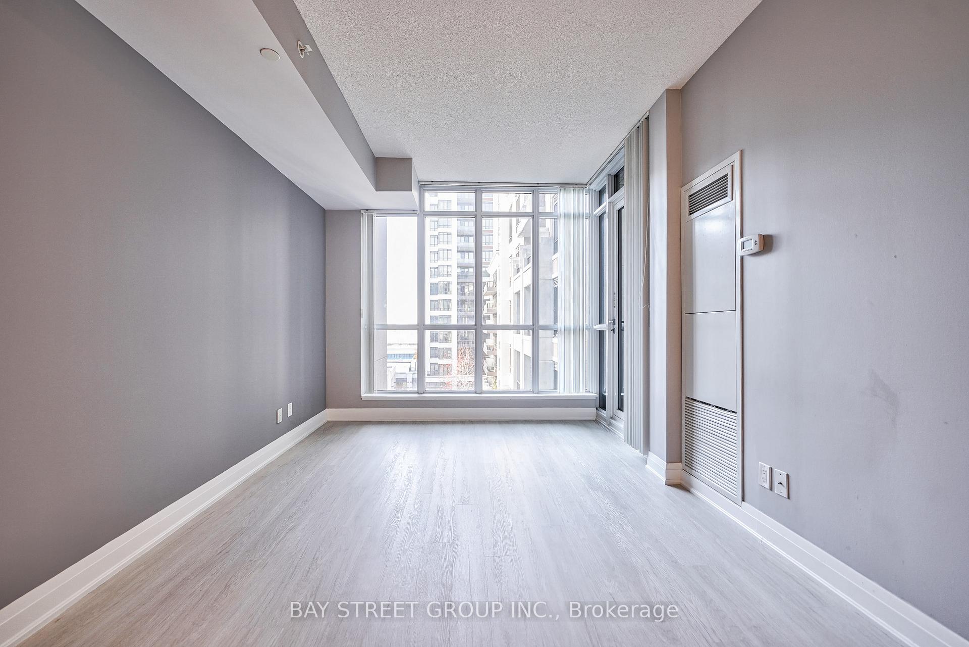 Photo 6 of Unit 721, 33 Clegg Road, Markham, Unionville — HOMEH