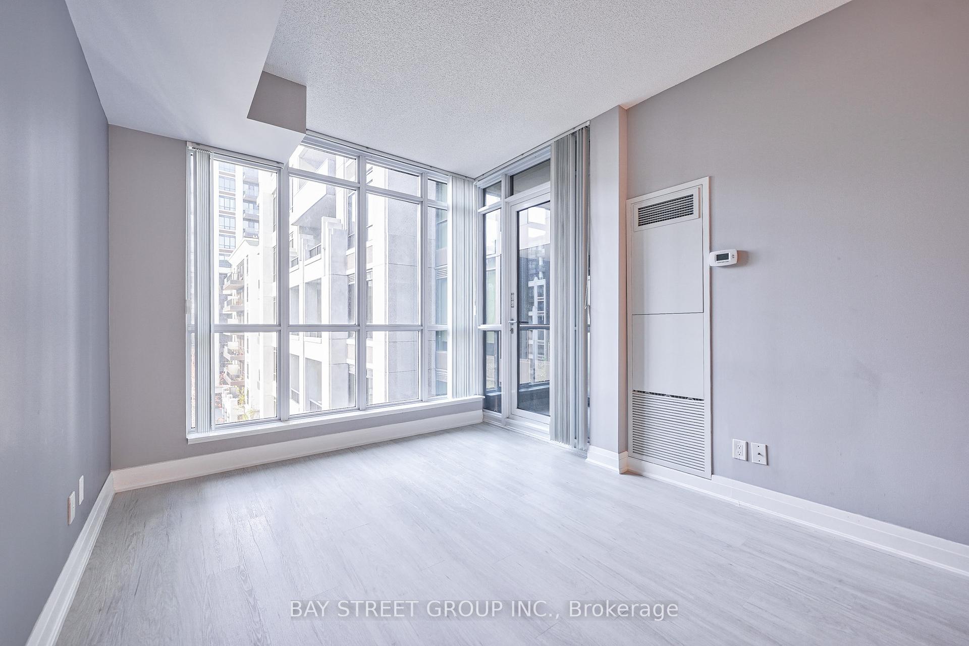Photo 7 of Unit 721, 33 Clegg Road, Markham, Unionville — HOMEH